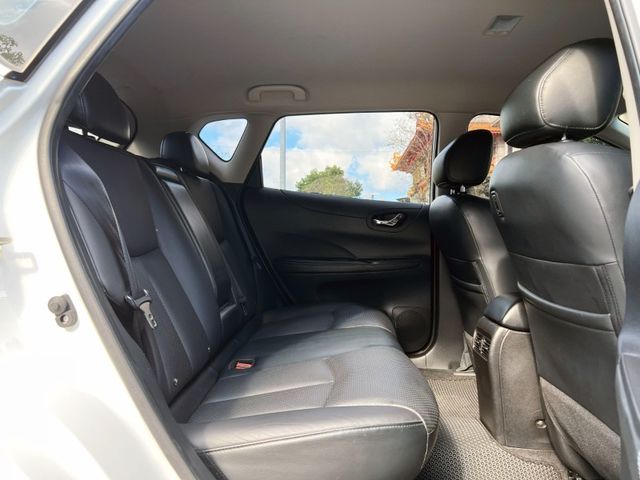 Nissan  Tiida  第9張相片