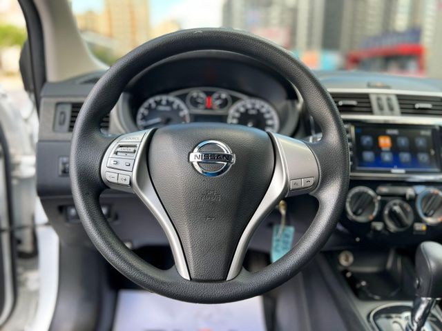 Nissan  Tiida  第11張相片