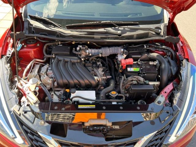 Nissan  Tiida  第17張相片