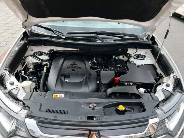 Mitsubishi  Outlander  第19張相片