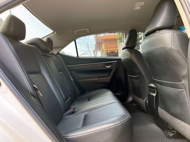 Toyota  Altis  第9張相片