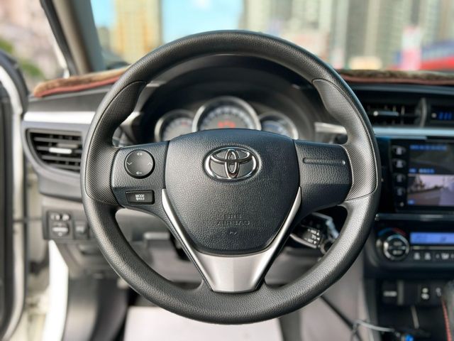 Toyota  Altis  第10張相片