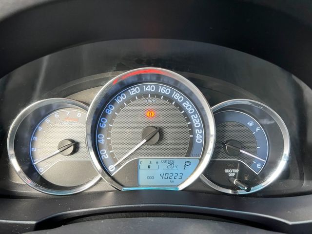 Toyota  Altis  第11張相片