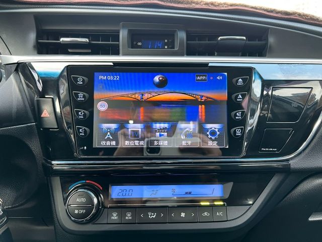 Toyota  Altis  第12張相片