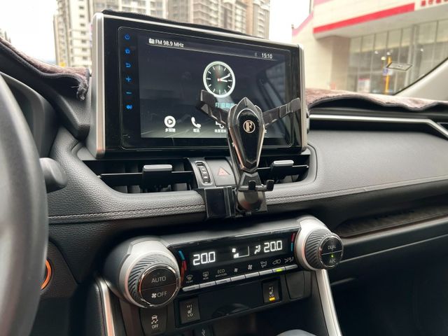 Toyota  RAV4  第13張相片