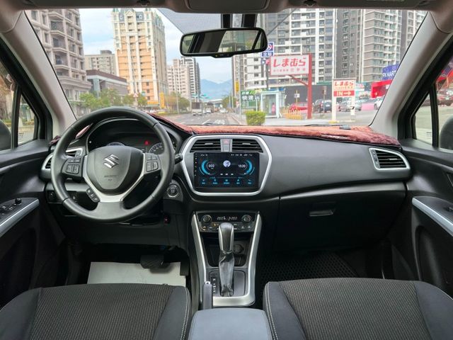 Suzuki  SX4  第5張相片