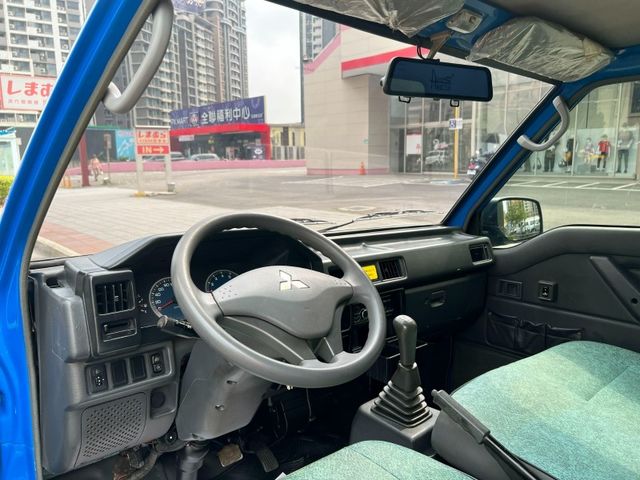 Mitsubishi  Delica  第7張相片