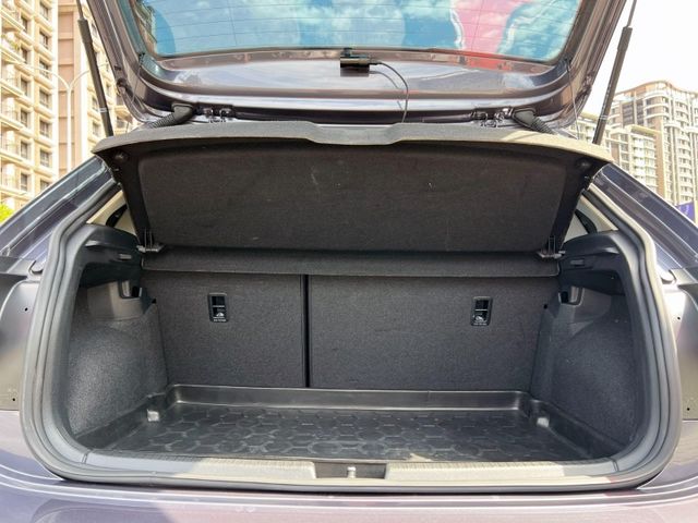 Volkswagen 福斯  Polo  第10張相片