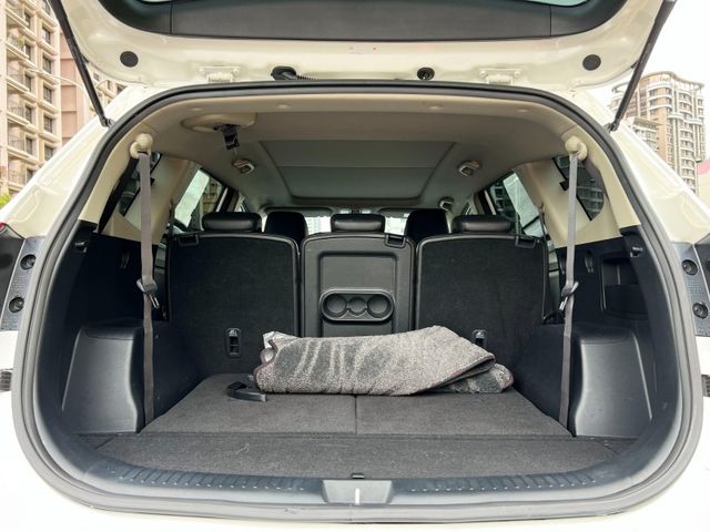 Kia  Carens  第12張相片