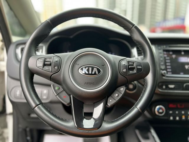 Kia  Carens  第13張相片