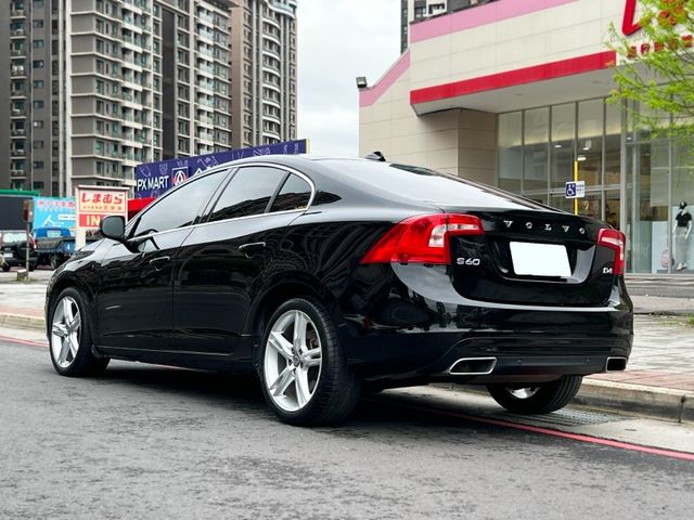 Volvo  S60  第4張相片