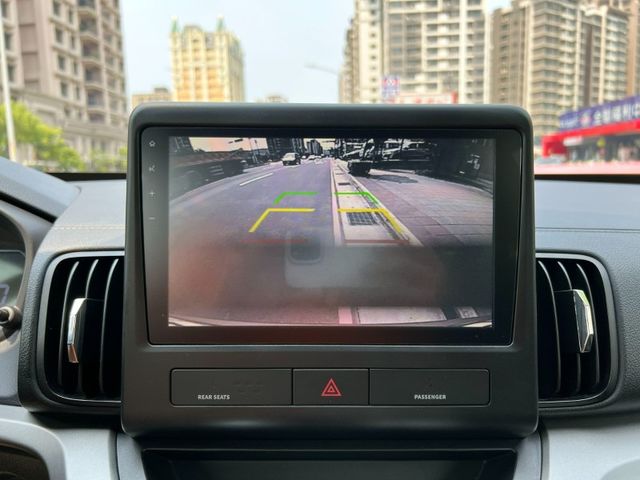 Mitsubishi  Zinger  第14張相片