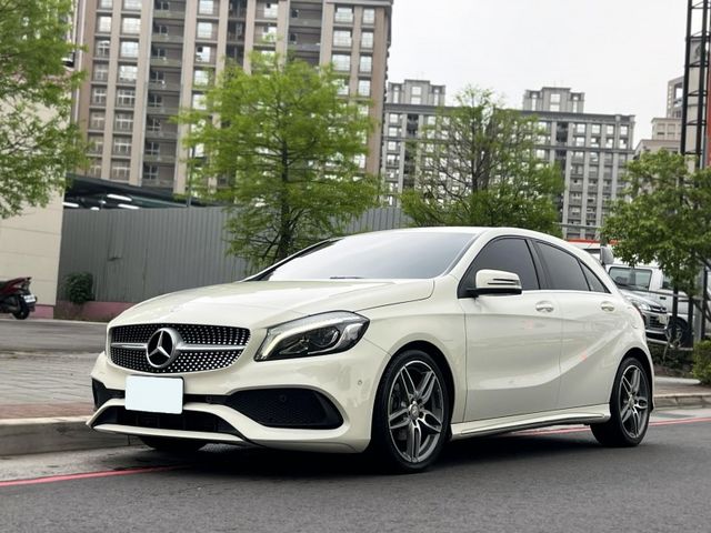 Mercedes-Benz/賓士   A-CLASS  A180 《市場最漂亮》2016 Mercedes-Benz A180 AMG Line 加裝安卓機 全車超漂亮 W176小  第1張相片