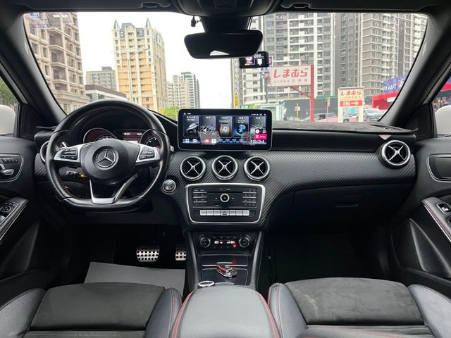 Mercedes-Benz/賓士   A-CLASS  A180 《市場最漂亮》2016 Mercedes-Benz A180 AMG Line 加裝安卓機 全車超漂亮 W176小  第5張相片