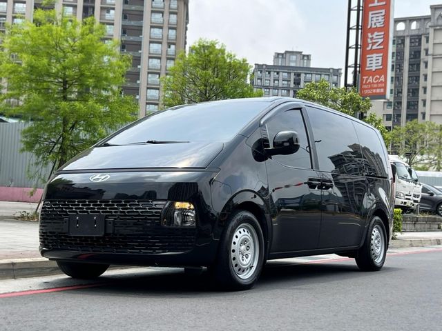 Hyundai  STARIA  第1張相片