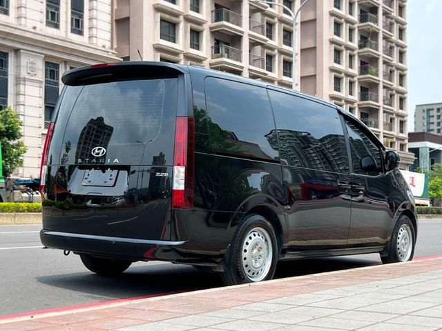Hyundai  STARIA  第3張相片