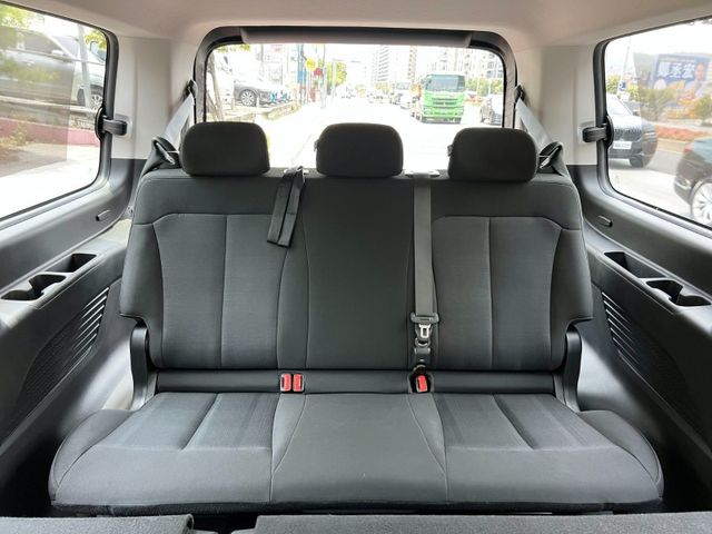 Hyundai  STARIA  第10張相片