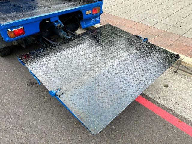 Mitsubishi  Veryca 《雙折升降尾門》2004 CMC Veryca 1.2 凌厲 小貨車 商用車 發財車 物流 中華 三菱 已整理  第6張相片