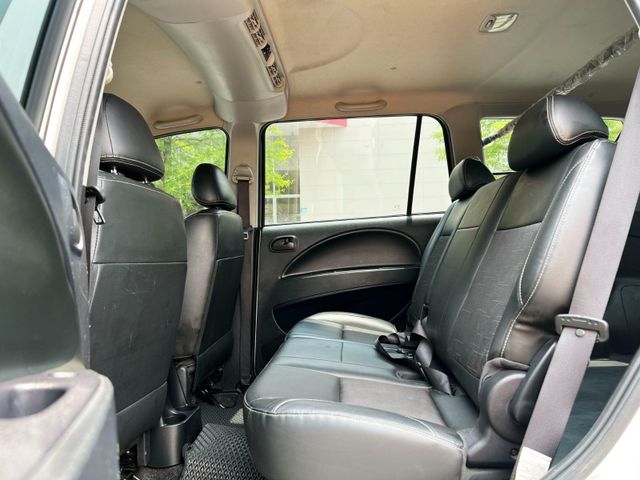 Mitsubishi  Zinger 《最佳商用廂型車》2016 Mitsubishi CMC Zinger 2.4精緻型 三菱 中華 只跑14萬 最佳  第7張相片