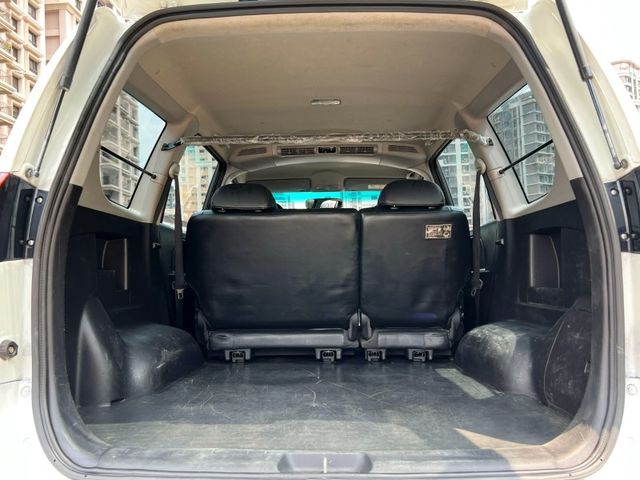 Mitsubishi  Zinger 《最佳商用廂型車》2016 Mitsubishi CMC Zinger 2.4精緻型 三菱 中華 只跑14萬 最佳  第10張相片