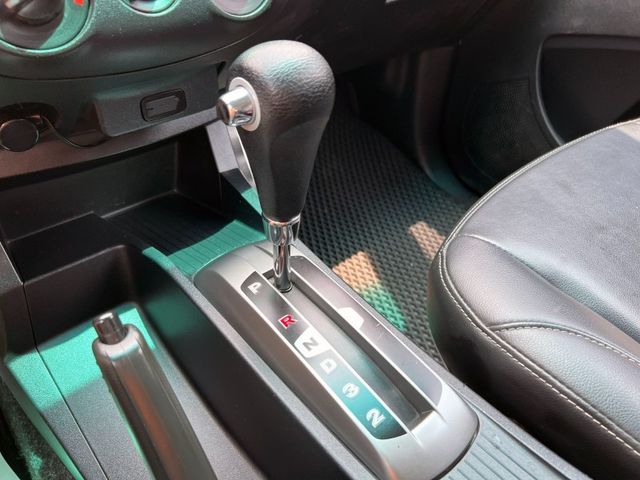 Mitsubishi  Zinger 《最佳商用廂型車》2016 Mitsubishi CMC Zinger 2.4精緻型 三菱 中華 只跑14萬 最佳  第14張相片