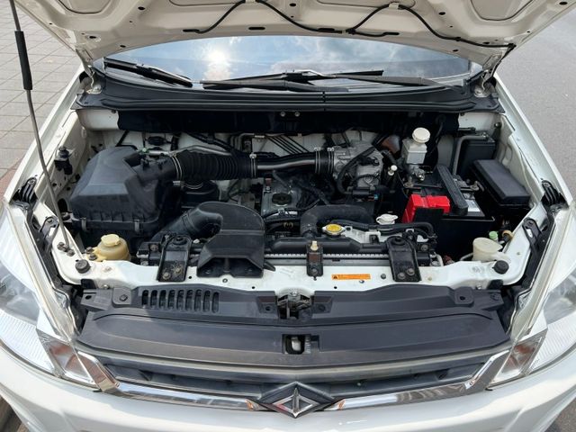 Mitsubishi  Zinger 《最佳商用廂型車》2016 Mitsubishi CMC Zinger 2.4精緻型 三菱 中華 只跑14萬 最佳  第16張相片