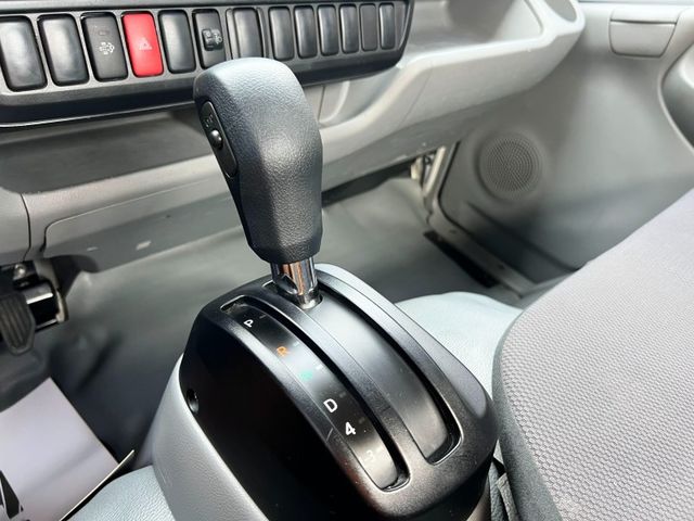 Hino  300 《14尺自排貨車》2020 HINO 300 雙芯升降尾門 正五噸 日野 商用車 原廠保養 只跑6萬   第17張相片