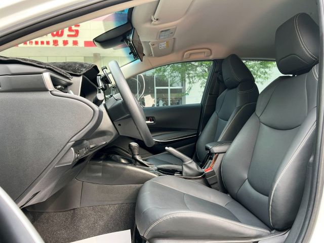 Toyota  Altis  第6張相片