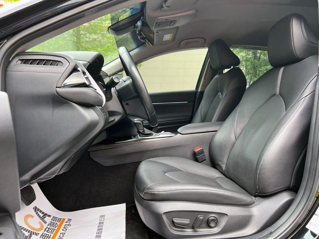 Toyota  Camry  第6張相片