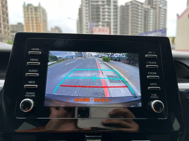 Toyota  Camry  第14張相片