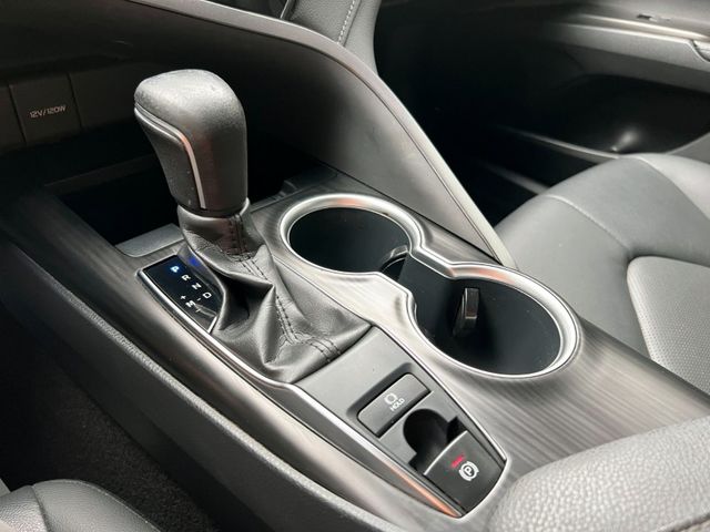 Toyota  Camry  第15張相片