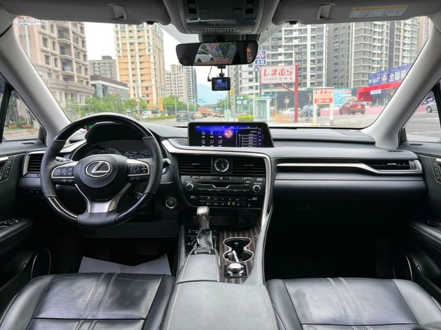 Lexus  RX 《日系豪華休旅車》2016 Lexus RX 200t旗艦版 Mark Levinson音響 ACC跟車 HUD抬頭  第5張相片