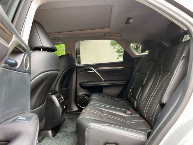 Lexus  RX 《日系豪華休旅車》2016 Lexus RX 200t旗艦版 Mark Levinson音響 ACC跟車 HUD抬頭  第7張相片
