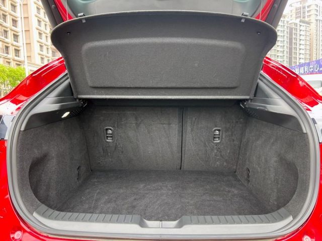 Mazda  CX-30 《日本原裝進口》2023 Mazda CX-30 20S Signature頂級款 新車保固內 LV2自動駕駛 馬  第10張相片