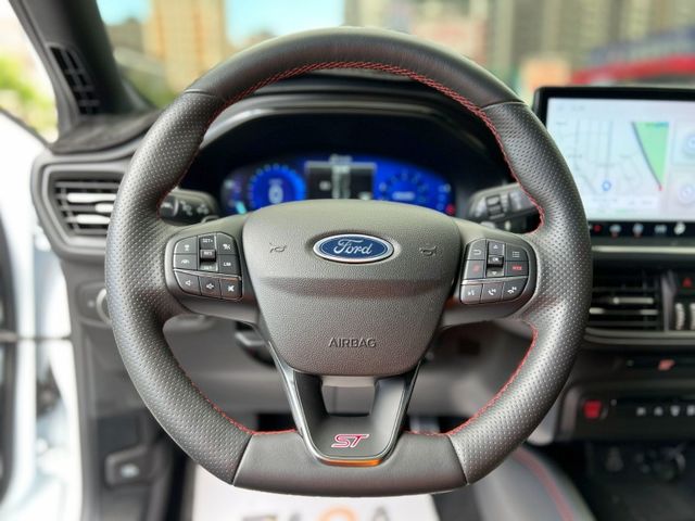 Ford/福特  Focus 《原裝進口》2023 Ford Focus Wagon ST X 只跑4.7萬 新車保固內 原廠保養 旅行車 熱  第11張相片