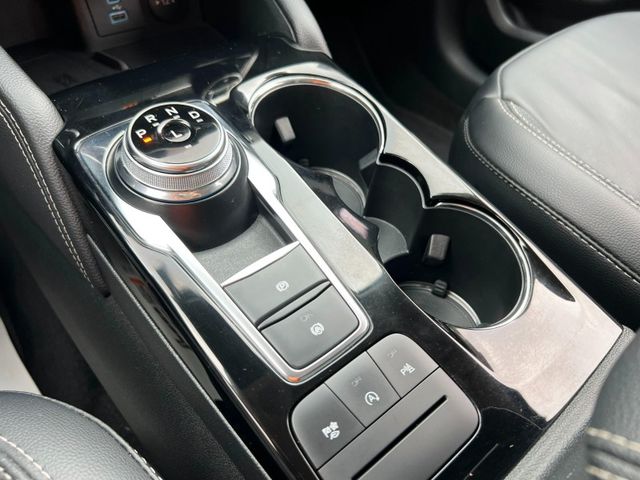Ford/福特  Kuga 《只跑3.7萬公里》2023 Ford Kuga1.5 旗艦型 一手車 全車超漂亮 原廠保養 福特 休旅車 S  第16張相片