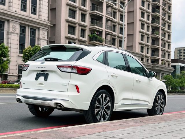 Ford/福特  Kuga 《頂級客車版》2023 Ford Kuga 2.0 AWD Vignale 只跑7萬 福特 休旅車 四輪傳動 L  第3張相片