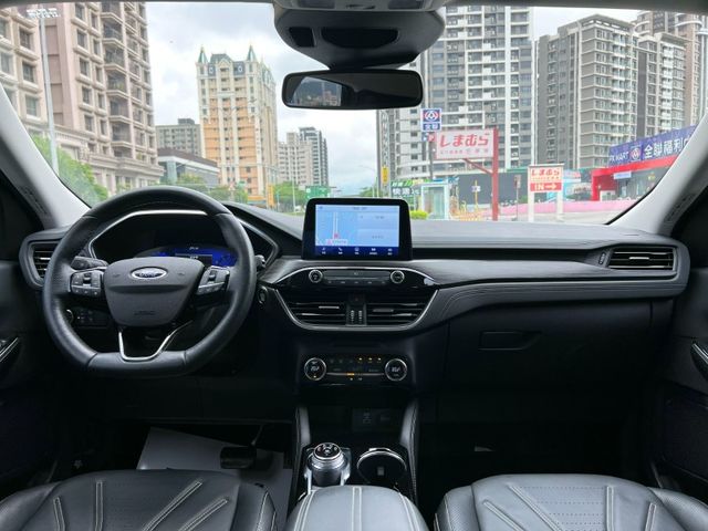 Ford/福特  Kuga 《頂級客車版》2023 Ford Kuga 2.0 AWD Vignale 只跑7萬 福特 休旅車 四輪傳動 L  第5張相片