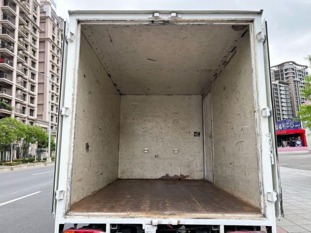 Hyundai  Porter 《自排+升降尾門》2019 Hyundai Porter 2.5 現代 小霸王 全車超漂亮 貨車 商用車 發財車 升  第6張相片