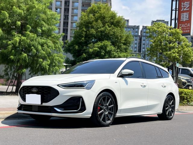 Ford/福特  Focus 《旅行車》2024 Ford Focus Wagon ST-Line Vignale 只跑3萬 全車超漂亮 MK4  第1張相片