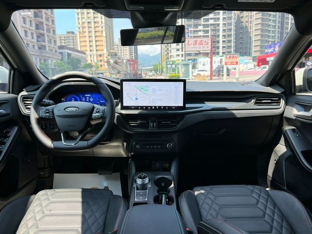 Ford/福特  Focus 《旅行車》2024 Ford Focus Wagon ST-Line Vignale 只跑3萬 全車超漂亮 MK4  第5張相片
