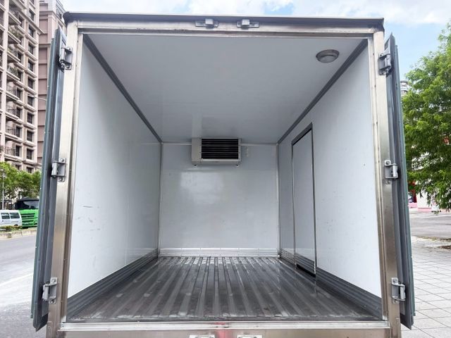 Mitsubishi  Delica 《-5度冷藏車》2023 Mitsubishi Delica 2.4 三菱 得利卡 貨車 商用車 只跑4萬 原廠  第6張相片