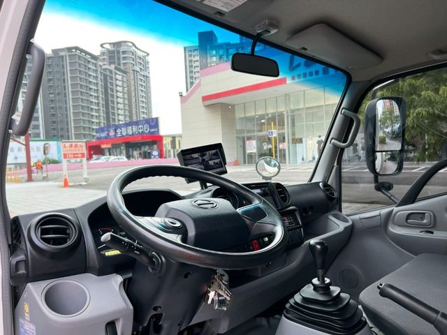 Hino  300 《-5/-25雙溫層冷凍車》2021 Hino 300 11尺半 原廠保養 貨車 商用車 物流 生鮮 冷凍   第7張相片