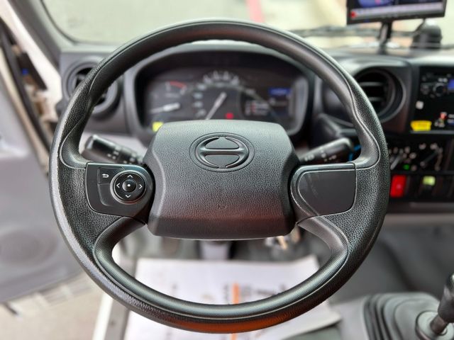 Hino  300 《-5/-25雙溫層冷凍車》2021 Hino 300 11尺半 原廠保養 貨車 商用車 物流 生鮮 冷凍   第12張相片