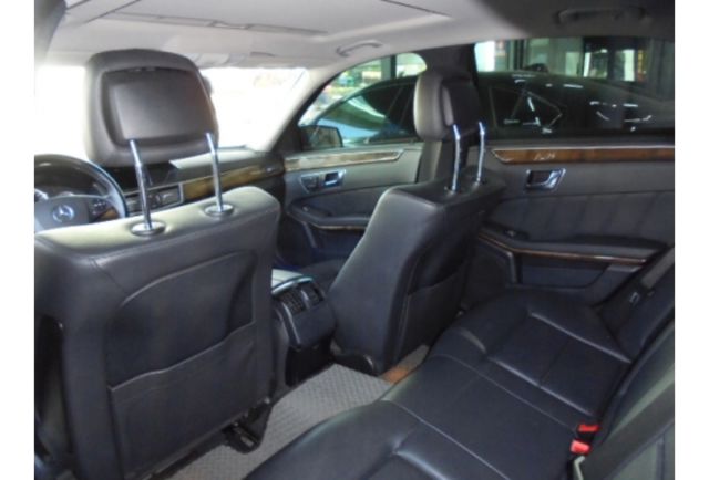 Benz E200  第9張相片