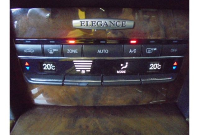 Benz E200  第12張相片