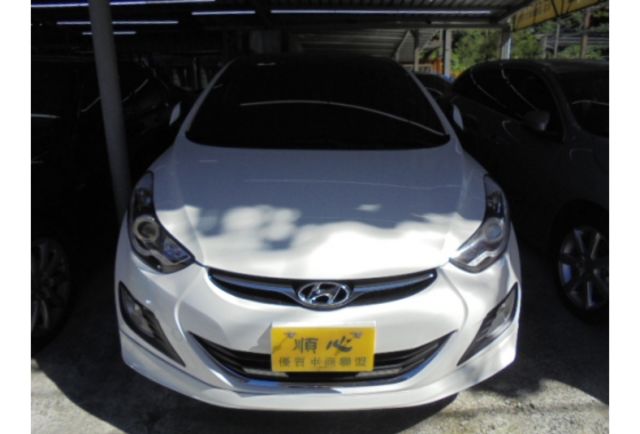 Hyundai ELANTRA  第2張相片