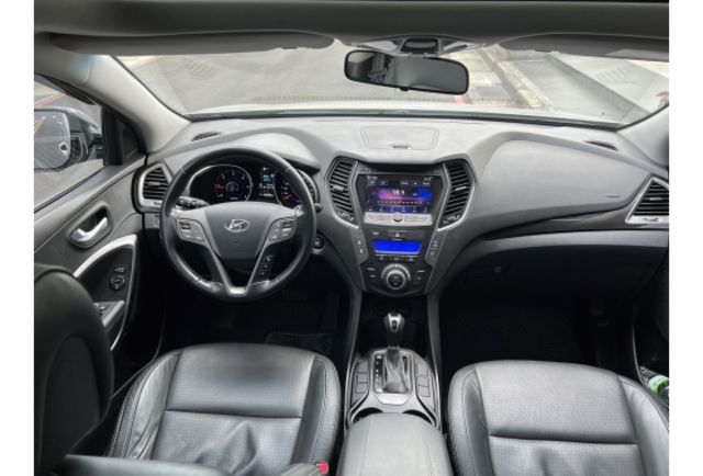 Hyundai SANTAFE  第3張相片