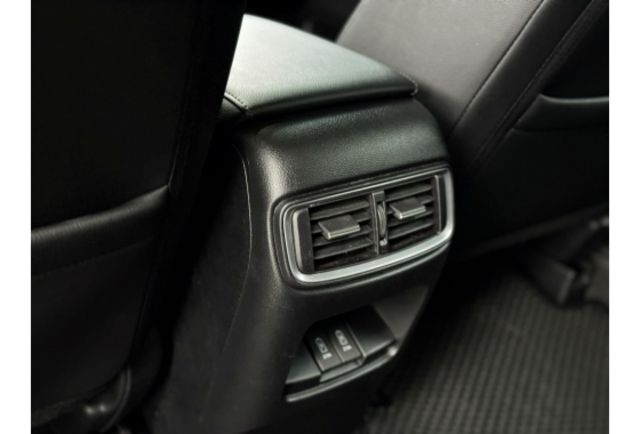 Honda CR-V  第8張相片