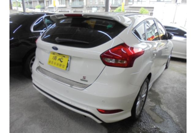 Ford FOCUS  第6張相片